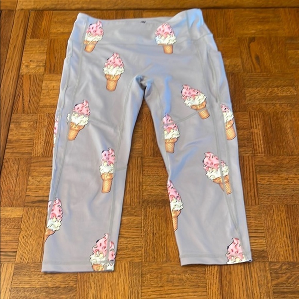 Feed Me Fight Me Gray and Pink Ice Cream Leggings Small